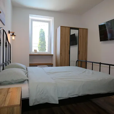 Willa Kristina Gabonjin